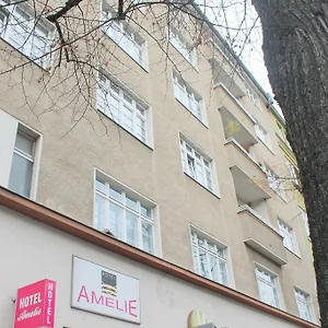 https://amelie-berlin-west.find-berlin-hotels.com